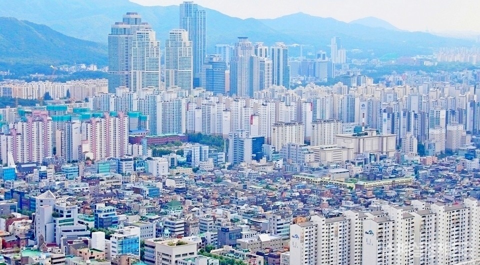 서울 삼성동 무역센터빌딩에서 바라본 강남구 일대. [사진=스페셜경제]