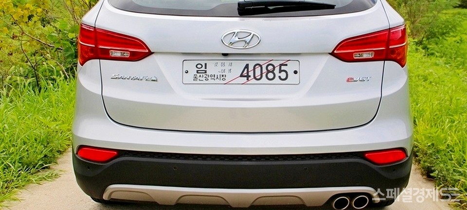 극중 카메라는 현대차 엠블럼을 두차례 보여준다. [사진=정수남 기자]