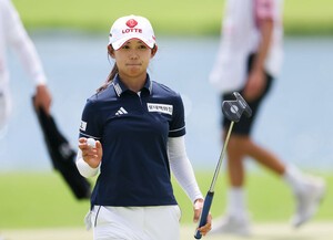황유민, 롯데 챔피언십 우승…LPGA 투어 직행
