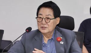 박지원 “김현지 국감 출석, 이제는 신중해야…국회 채택 시엔 나가야”