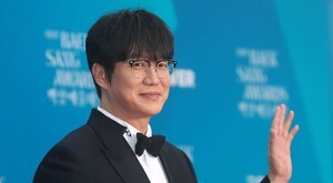 성시경, 매니저 배신 여파...유튜브 활동 일시 중단
